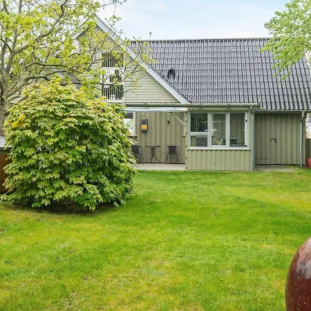 6 Person In Holiday home *